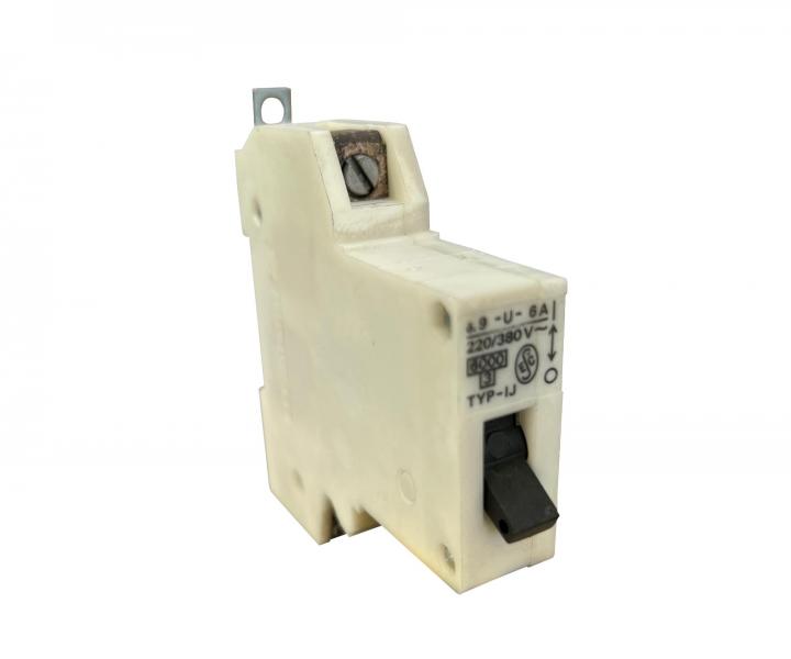 Isti SEZ IJU 6A P-106