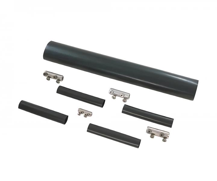 K�blov� spojka so skrutkovac�mi spojova�mi Raychem SVXZ-4S 10-35, do 1 kV